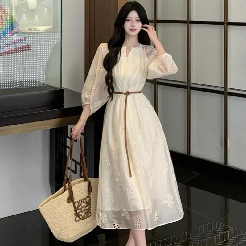 镂空长袖连衣裙女装夏季度假休闲气质收腰A字长裙女装连衣裙