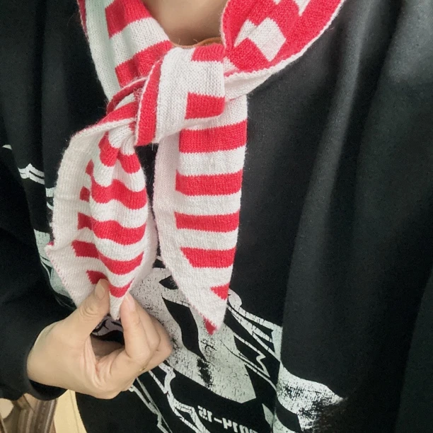 秋冬复古小围巾百搭高级轻奢品质ins设计师穿搭街拍网红