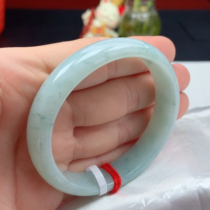 翡翠手镯未镶嵌U*i55圈贵妃