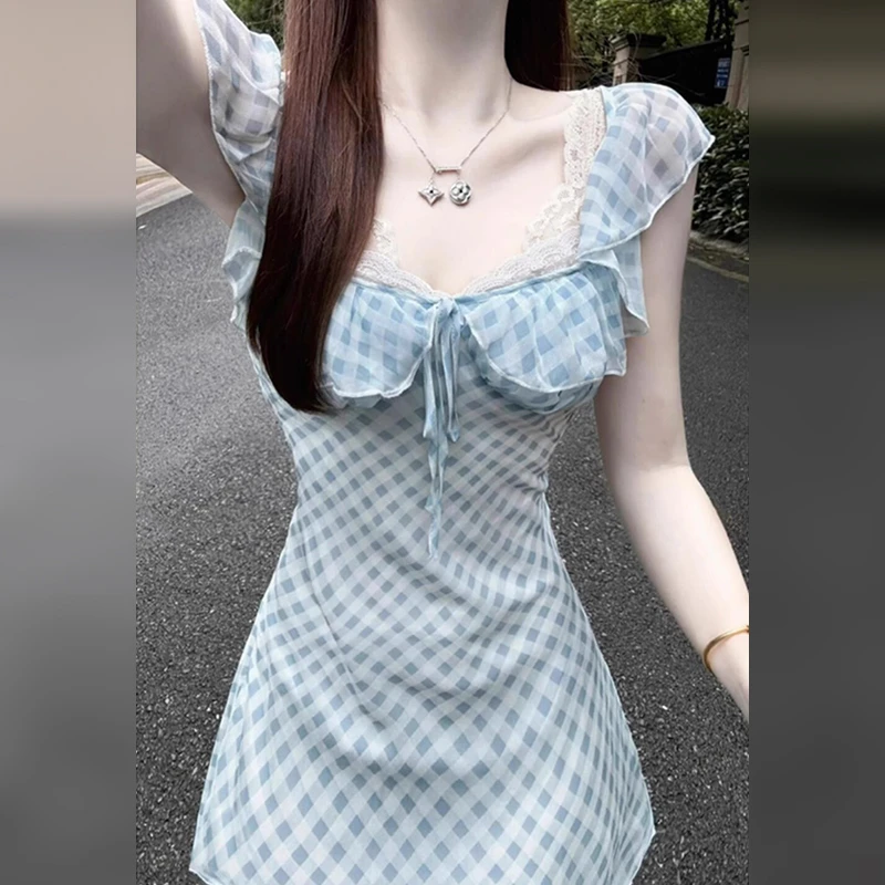 法式荷叶边蓝色拼接格纹连衣裙2025夏季新款设计感收腰短裙子2978