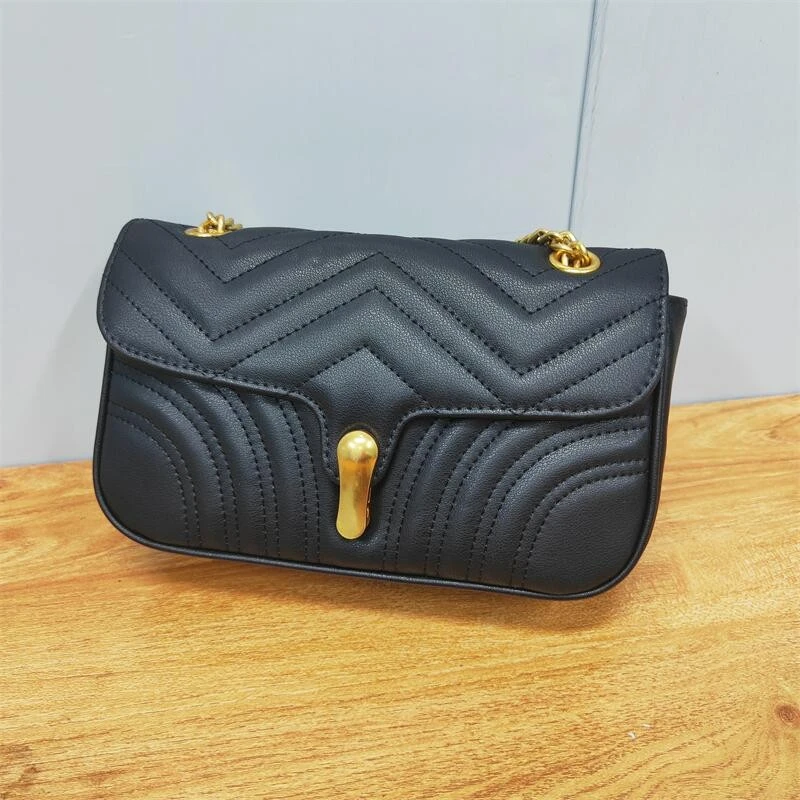 22081黑色菱格A-63-2菱格真皮链条牛皮斜挎女士包