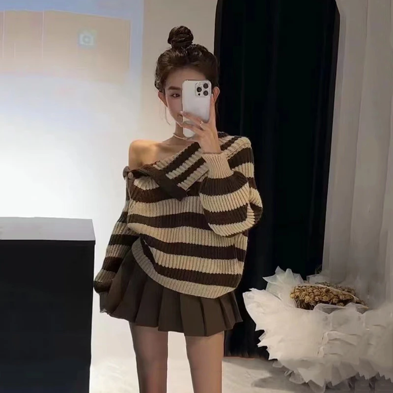 2024春秋季新款撞色斜肩条纹毛衣上衣高腰百褶裙套装休闲甜美两件