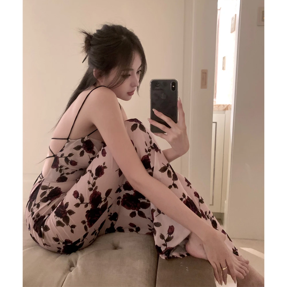 甜辣露背吊带连衣裙女装春季收腰紧身包臀裙玫瑰印花鱼尾中长裙子