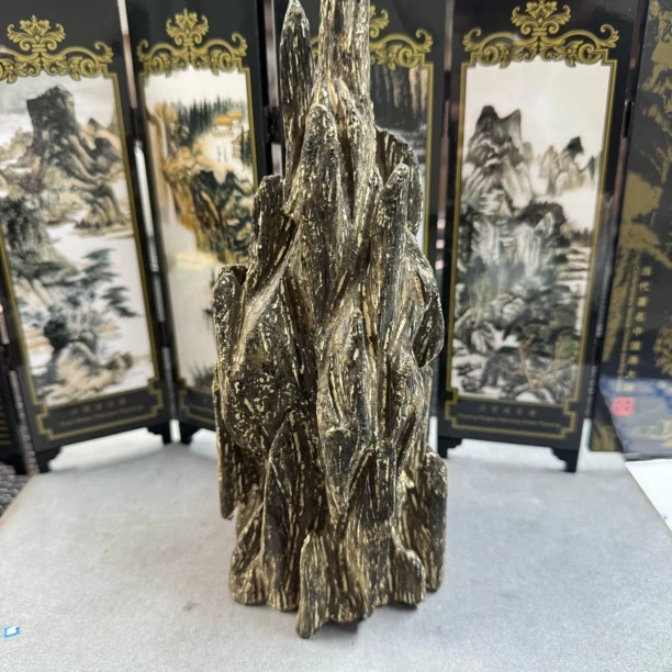 M111沉木雕刻摆件