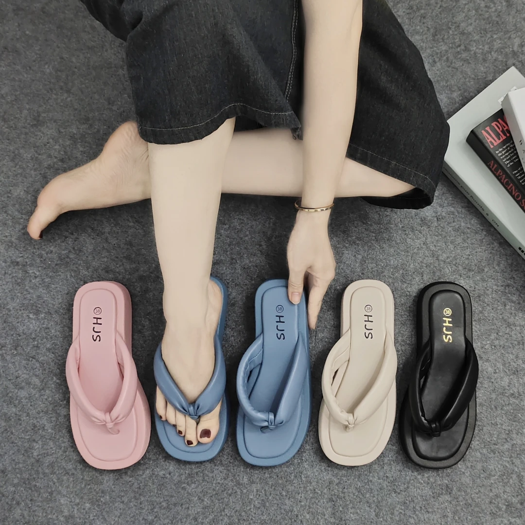 高跟厚底2024新款爆款夏季潮百搭网红女外穿沙滩防滑夹脚人字拖鞋