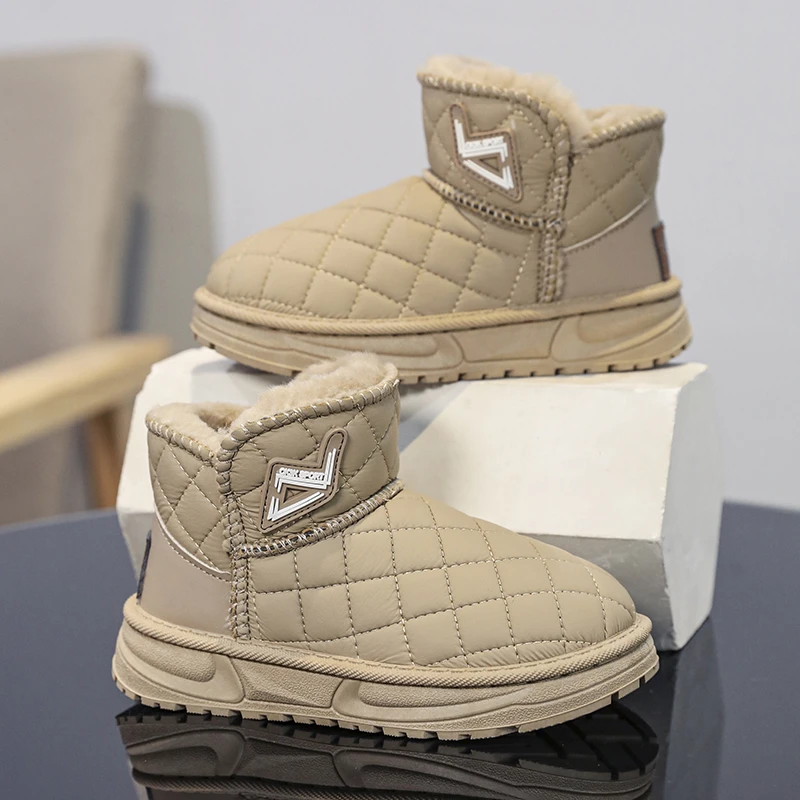 男童雪地靴新款儿童冬季加绒加厚皮毛一体雪地靴防水防滑B-9