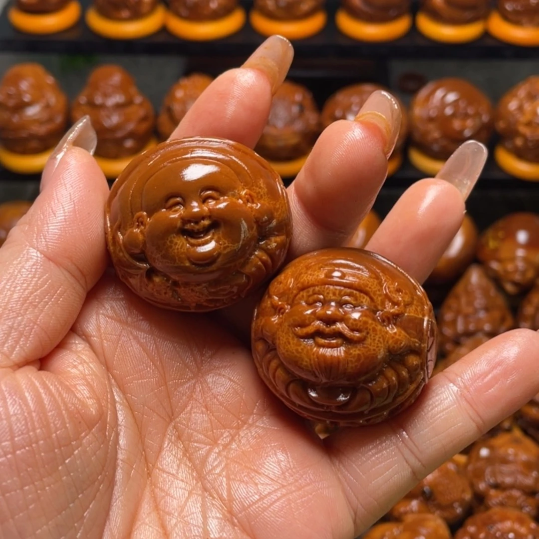 【闪购商品】橄榄核雕小*