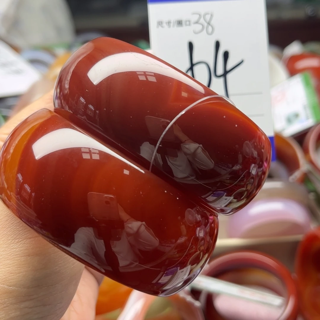 玛瑙/玉髓手镯未镶嵌德*
