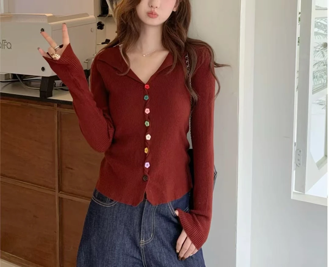 设计感彩虹扣翻领半开领针织开衫女早秋小个子外搭毛衣外套上衣