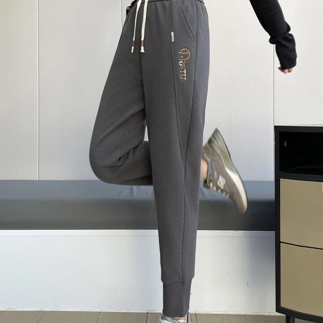 女式秋冬款新款时尚运动裤防风裤大码卫裤腰抽