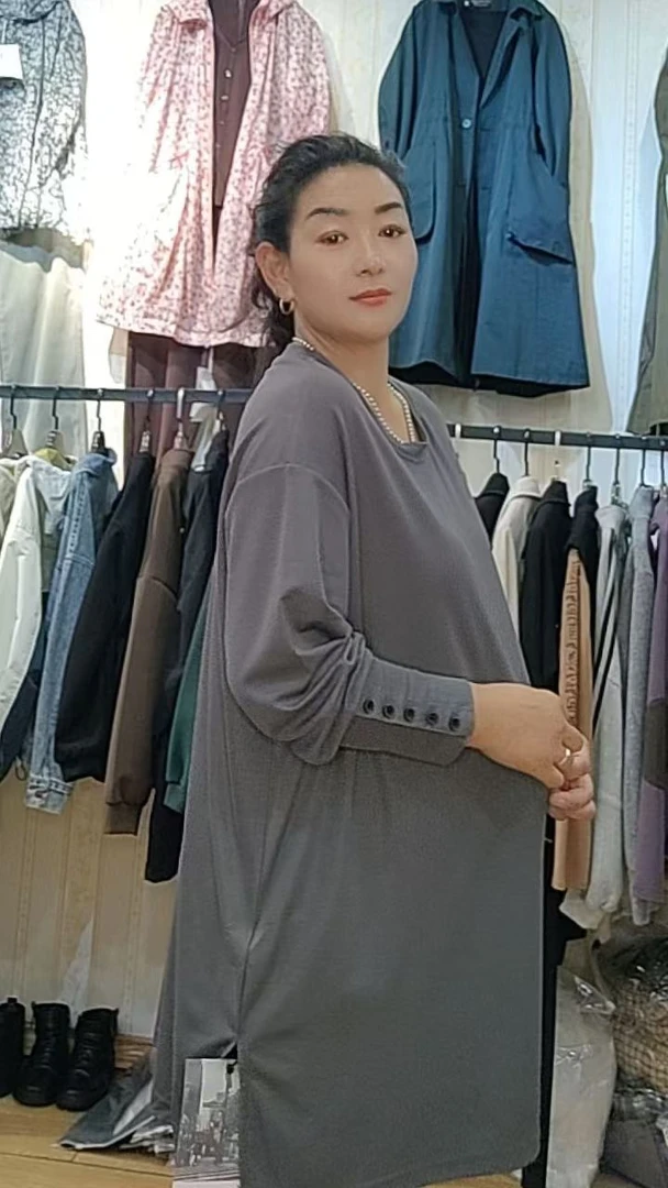 法式气质纯色露肩长袖卫衣T恤设计感削肩宽松中长款圆领百搭上衣