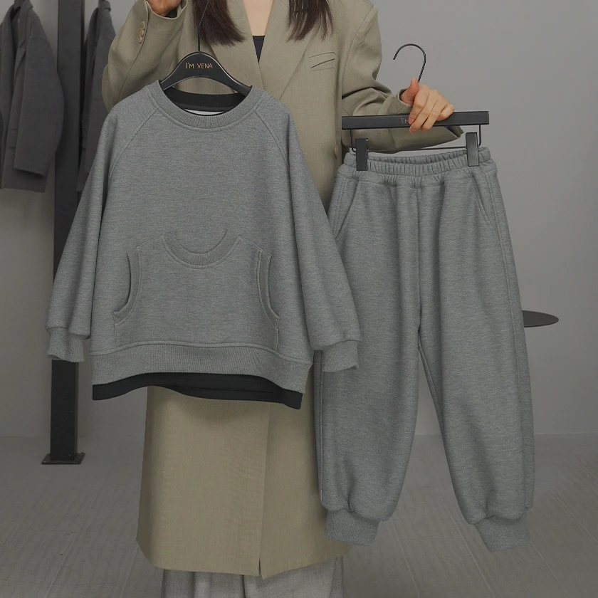 I'm Vena【现货】<反面>男童冬套装卫衣裤子两件套一体绒39Z3651