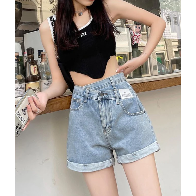 宽松不规则夏季牛仔短裤女破洞显瘦短裤浅色休闲薄款新款阔腿热裤