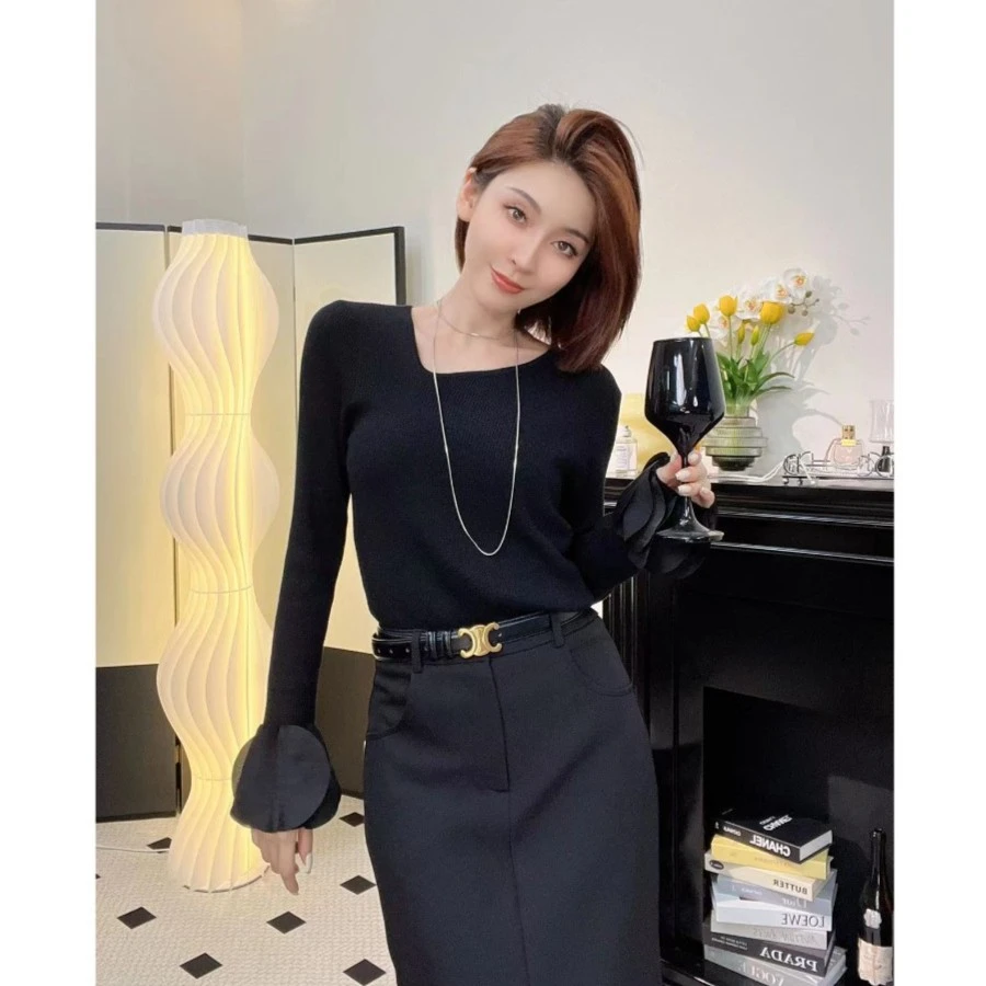 【花瓣袖1.0】热力感穿搭黑色花瓣袖显瘦秋冬羊毛小衫W021-1163