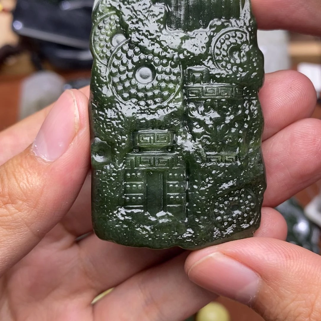 和田玉挂件未镶嵌