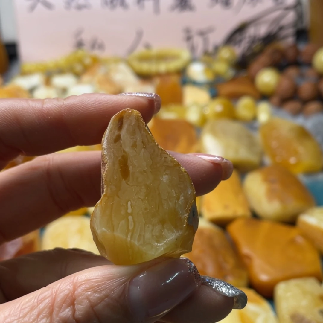 【闪购商品】定制琥珀未镶嵌
