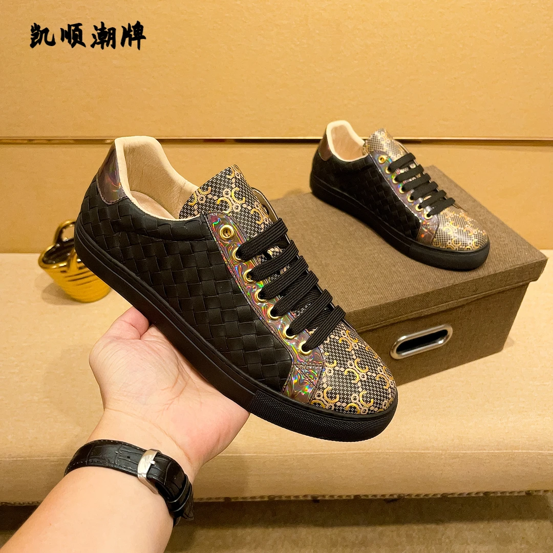 欧洲站小蜜蜂高端精品男鞋潮牌轻奢真皮透气轻奢时尚百搭休闲板鞋