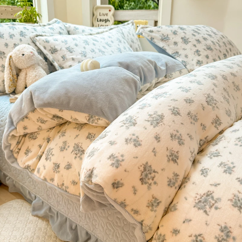 2024新款牛奶绒印花双拼夹棉床盖四件套加绒加厚冬季保暖卧室套件