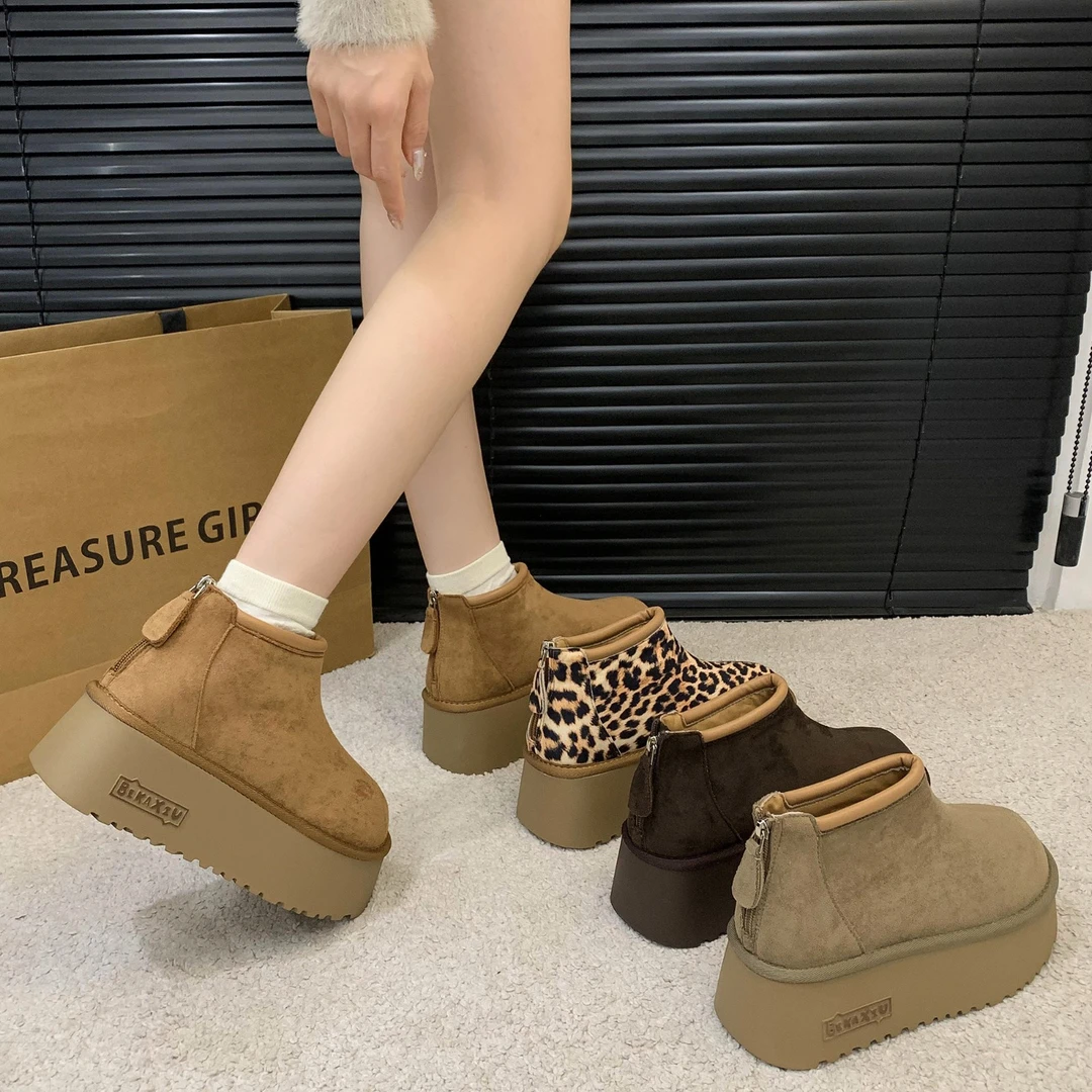 欧洲站2024年秋冬季松糕厚底短靴女圆头百搭保暖雪地靴面包鞋女鞋