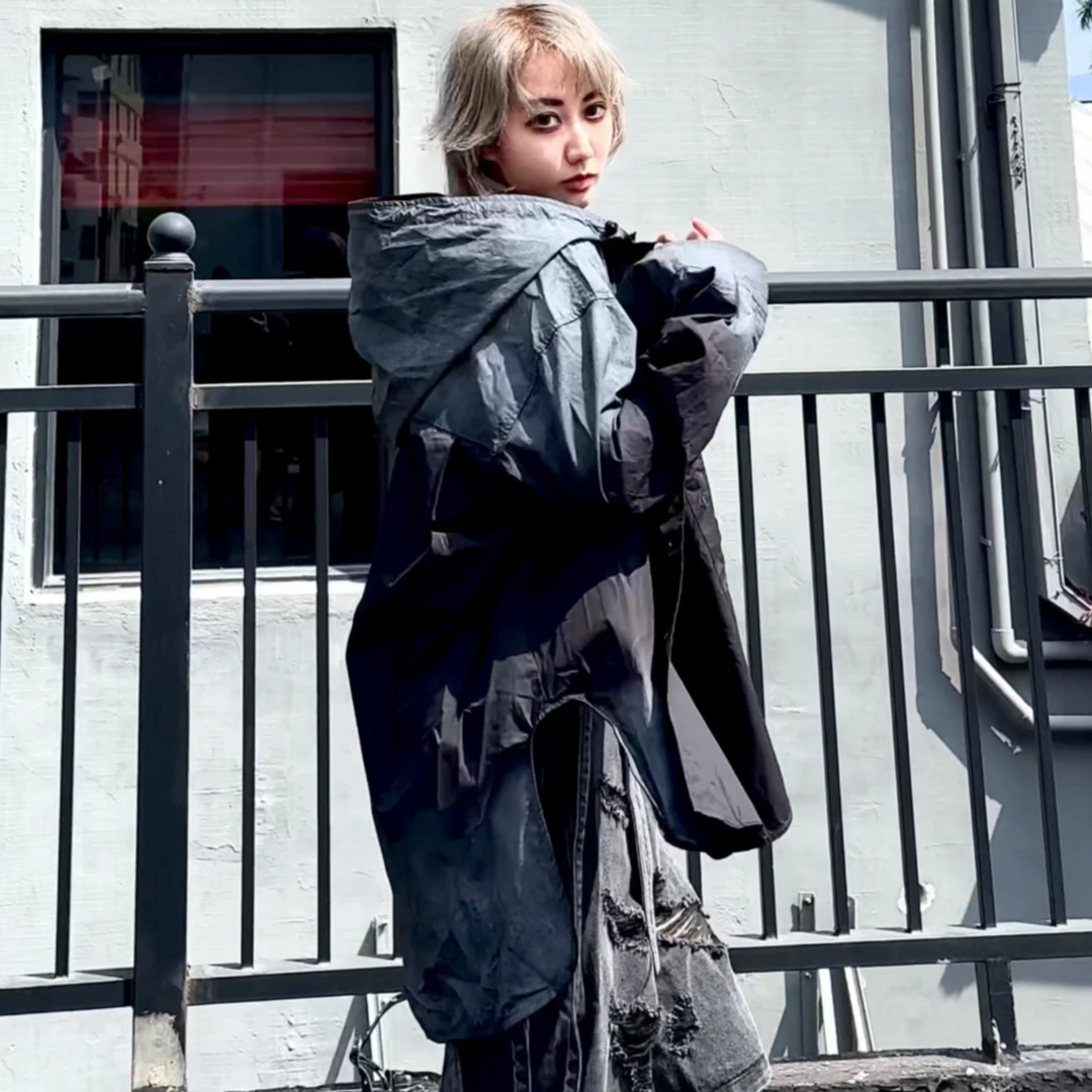 时尚质感喷绘渐变潮流衬衣带帽大外套