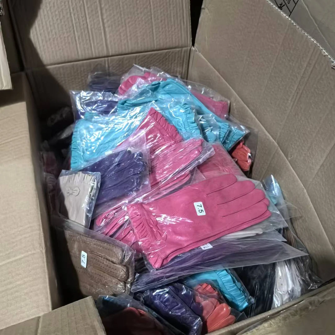 多款手套，不挑款，发2双，
