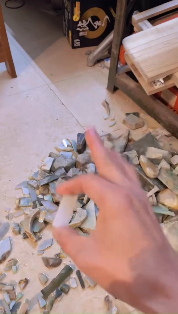 【闪购商品】翡翠颈饰未镶嵌翡翠珠宝8166