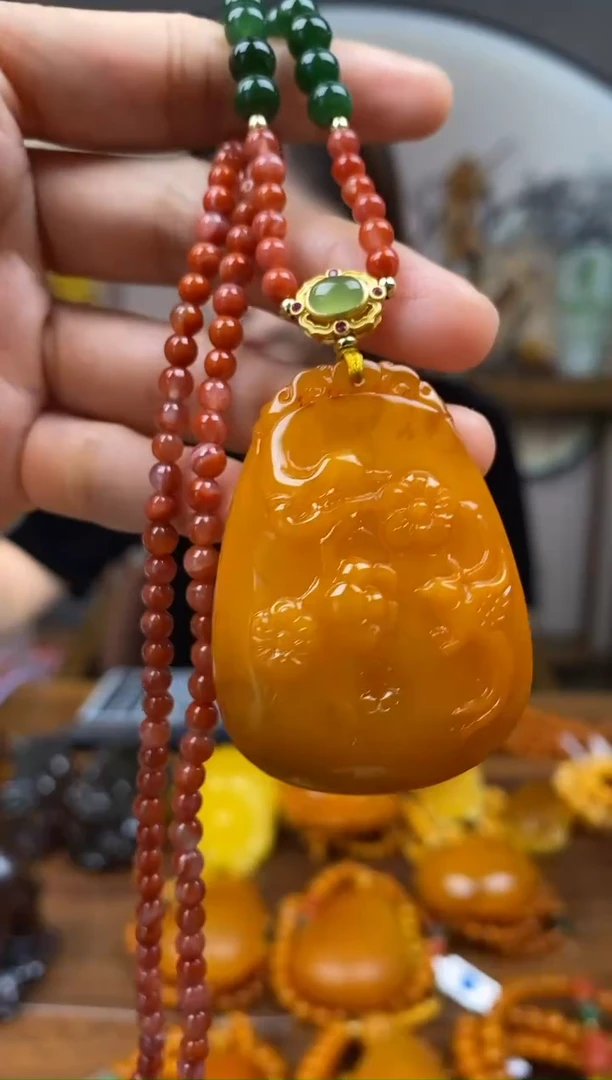 【闪购商品】琥珀裸石未镶嵌首饰 假1赔4（多样性发货1件