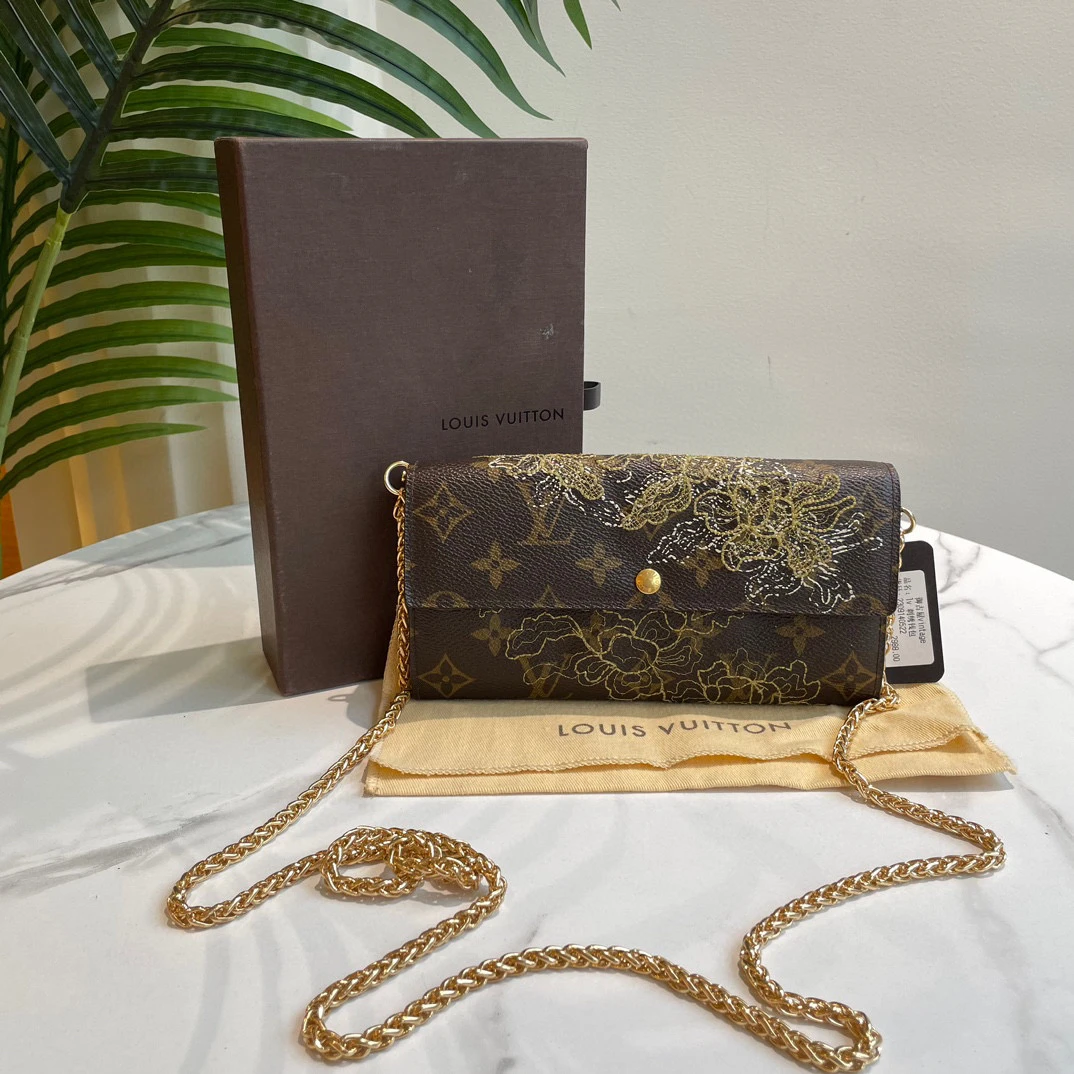 95新 LouisVuitton/路易威登 御古屋/40522/熔岩系列钱包（盒）07年