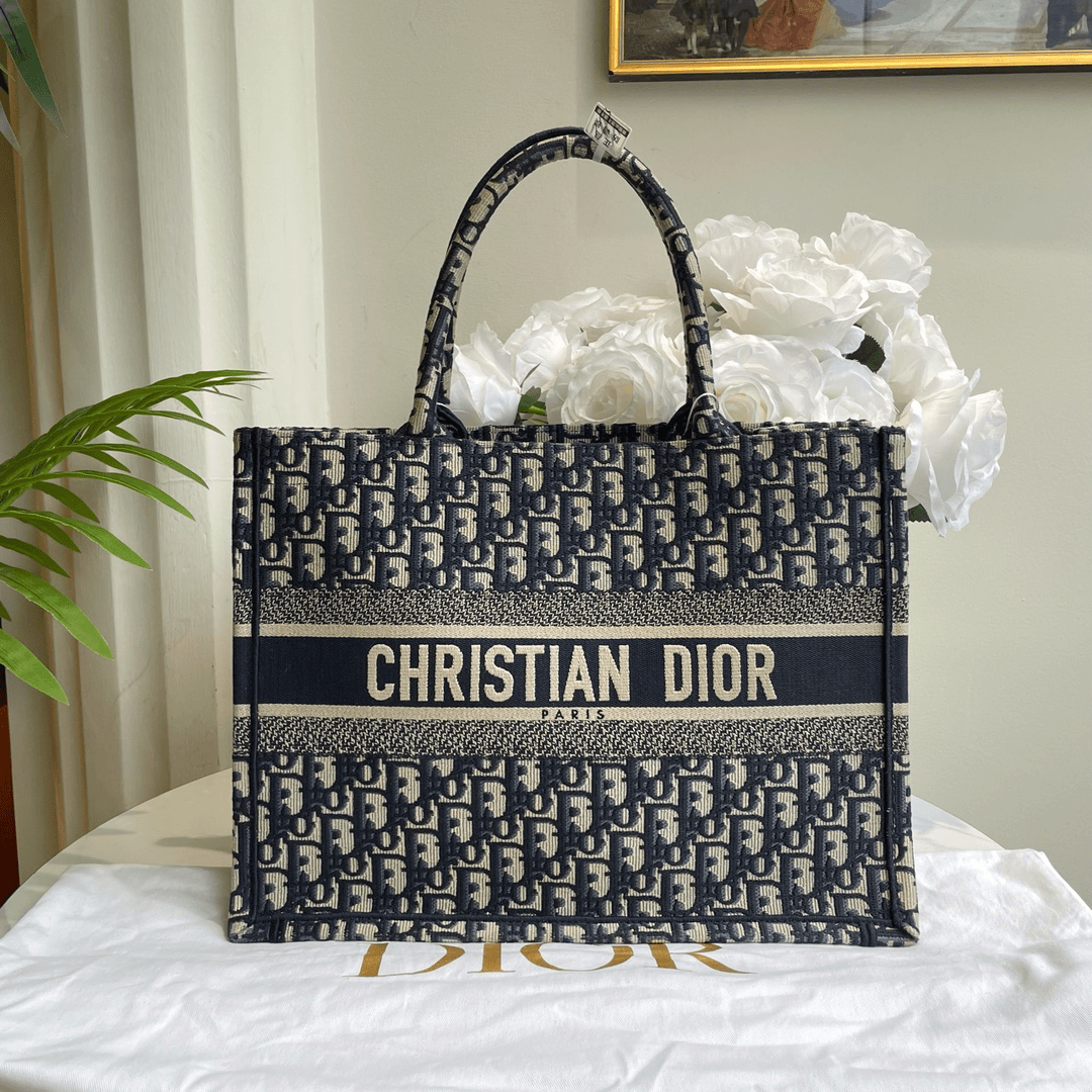 95新 DIOR/迪奥 御古屋/38225/中号托特包