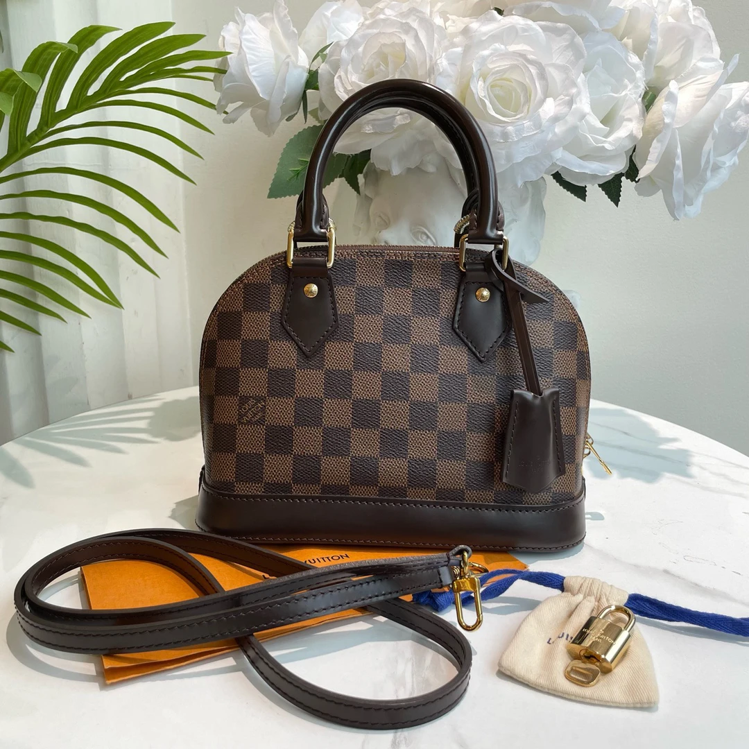 95新 LouisVuitton/路易威登 御古屋/58017/棋盘贝壳bb18年钥匙锁