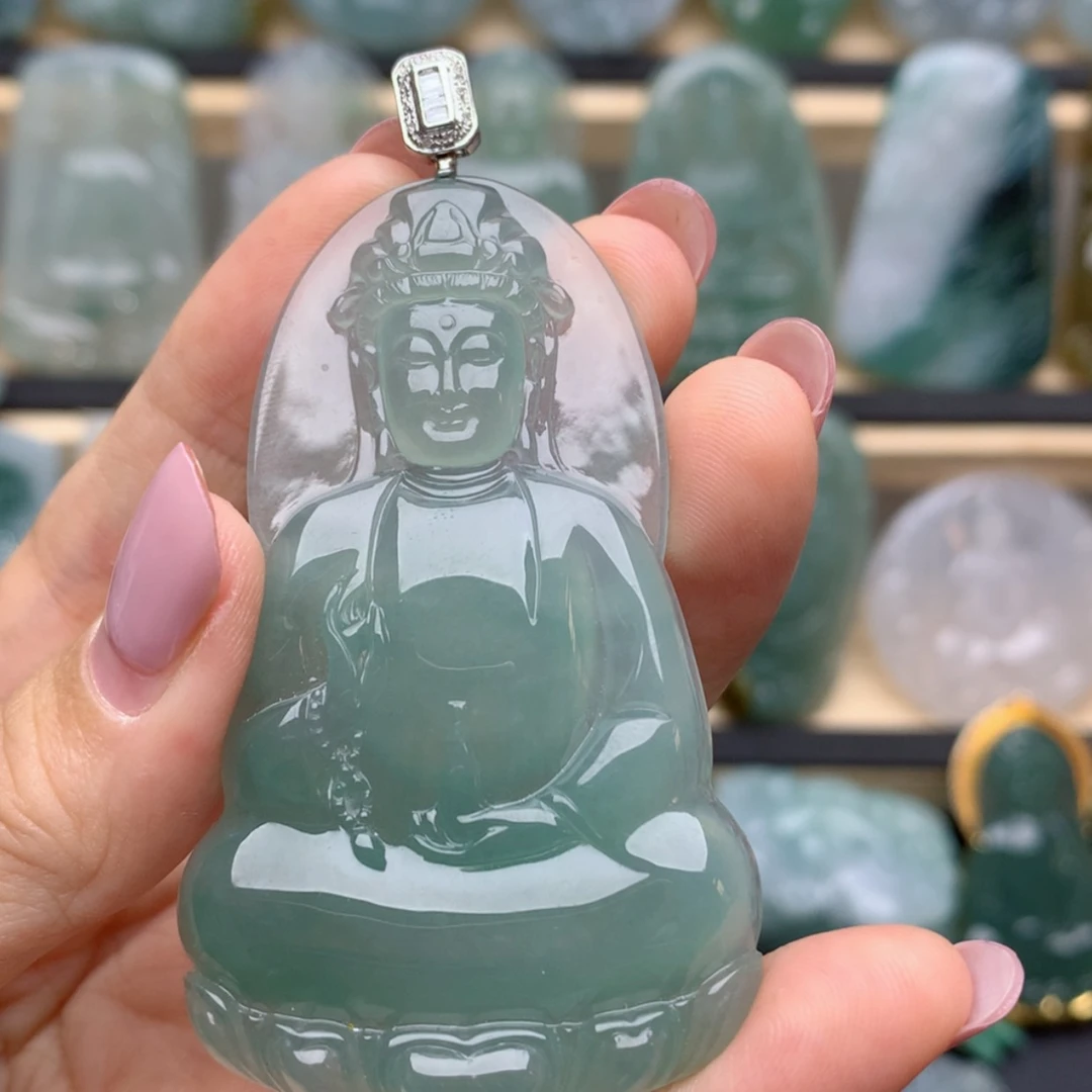 【闪购商品】翡翠颈饰未镶嵌?
