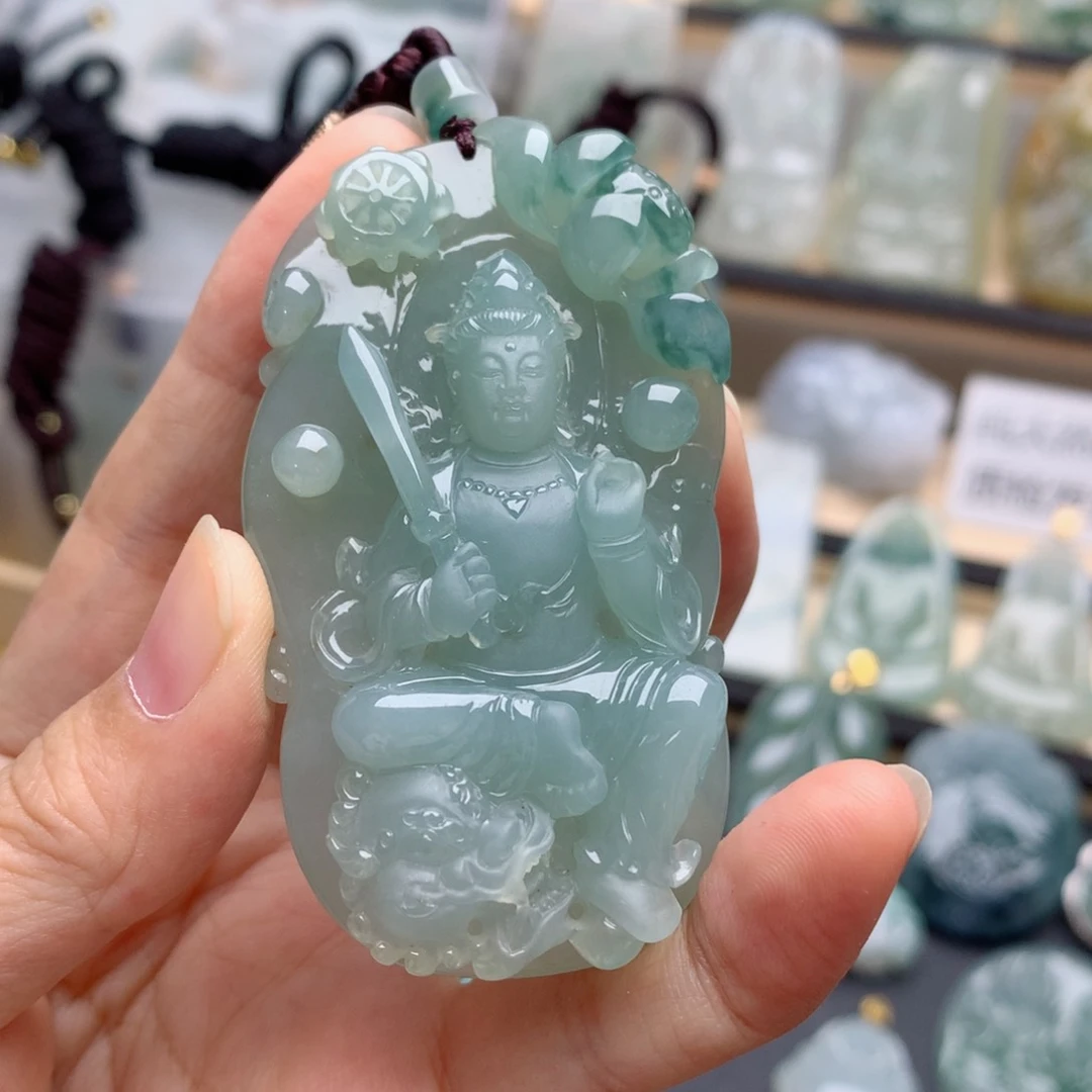 翡翠颈饰未镶嵌陕****发文殊