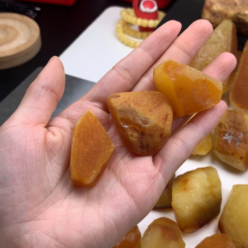 【闪购商品】定制琥珀未镶嵌@****玉