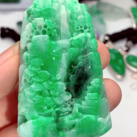 翡翠吊坠(不含链)未镶嵌