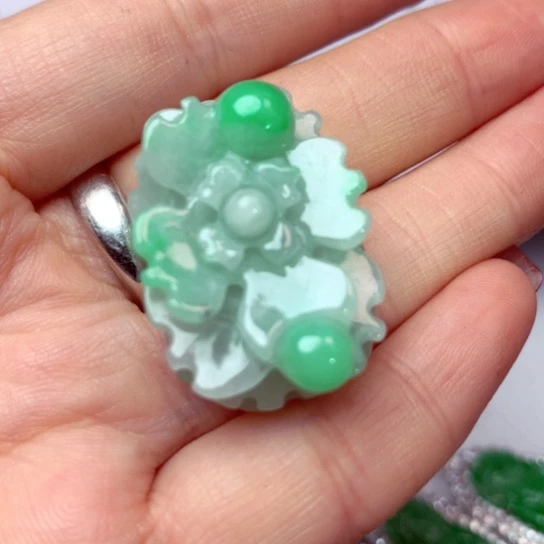 翡翠吊坠(不含链)未镶嵌