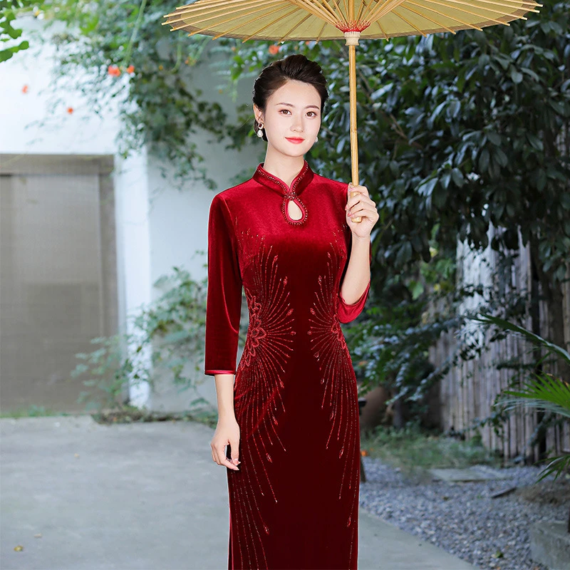 【心语微风】喜婆婆喜妈妈婚宴晚会高端大气装红色金丝绒旗袍礼服