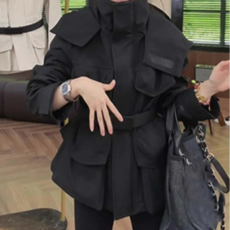 【艾微尼专属】幂幂同款秋冬新款冲锋衣加绒又酷又飒连帽款收腰外套