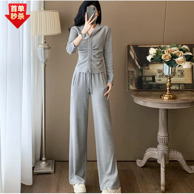 休闲运动套装女秋季新款韩版时尚洋气连帽褶皱卫衣阔腿裤两件套潮
