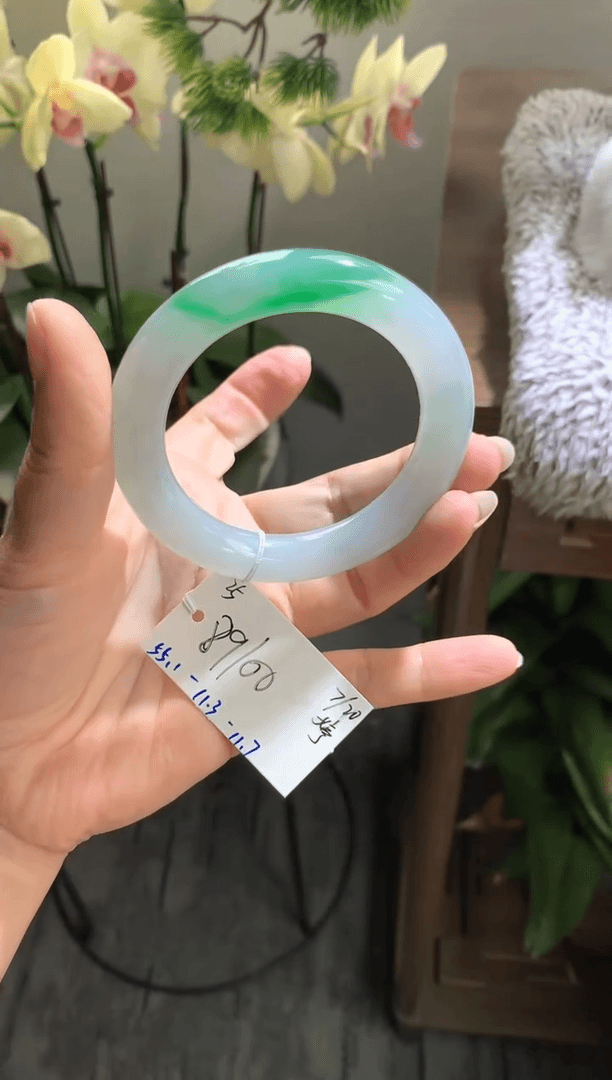 【闪购商品】翡翠手镯未镶嵌婷子 25 号  拍下联系耳机确认