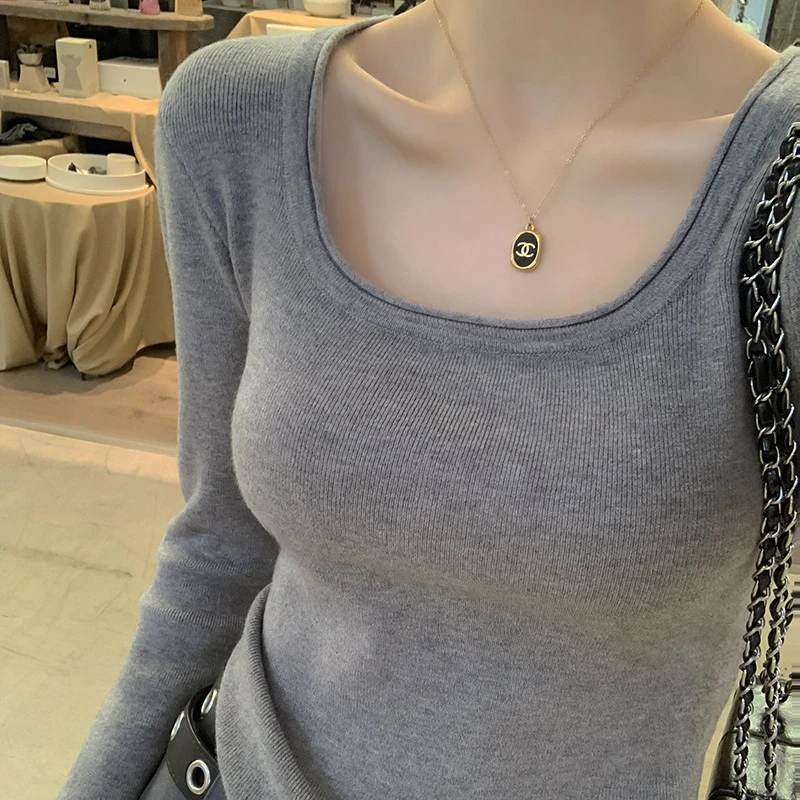 打底衫女春秋高级感2024新款早春内搭灰色修身毛衣方领针织衫上衣