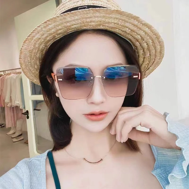 【捡漏】8969清晰尼龙网红镜女高档太阳镜防晒显瘦百搭开车防紫外线