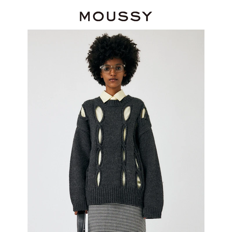 moussy 初秋设计感镂空破洞软糯宽松毛衣女010GA670-6310