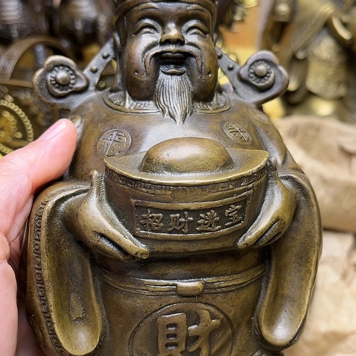 精品铜器批发档口