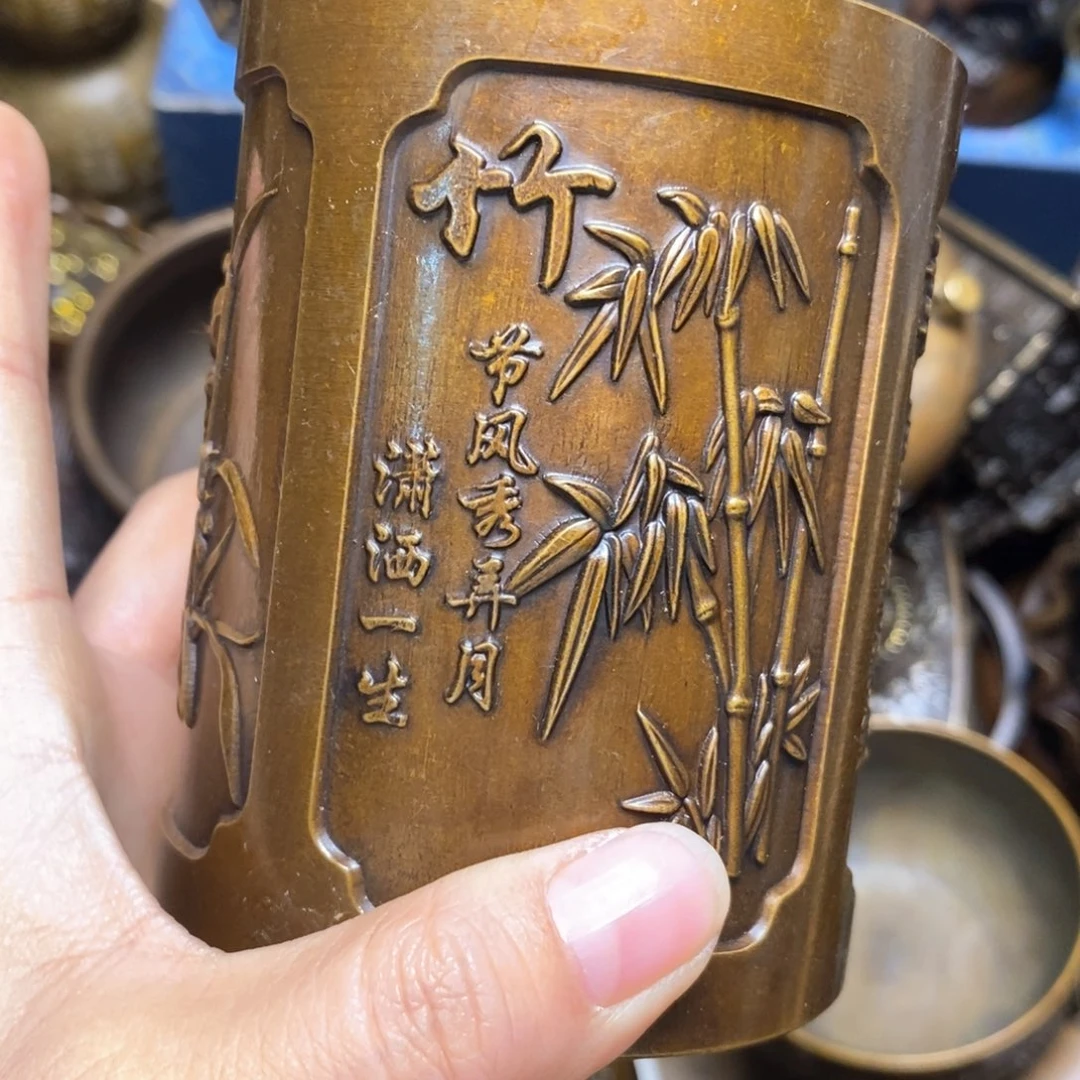铜器摆件做工精良