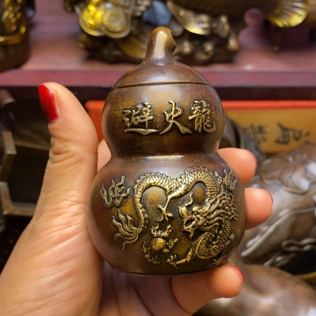 铜器摆件做工精良