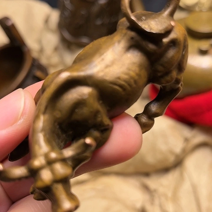 精美铜器批发档口