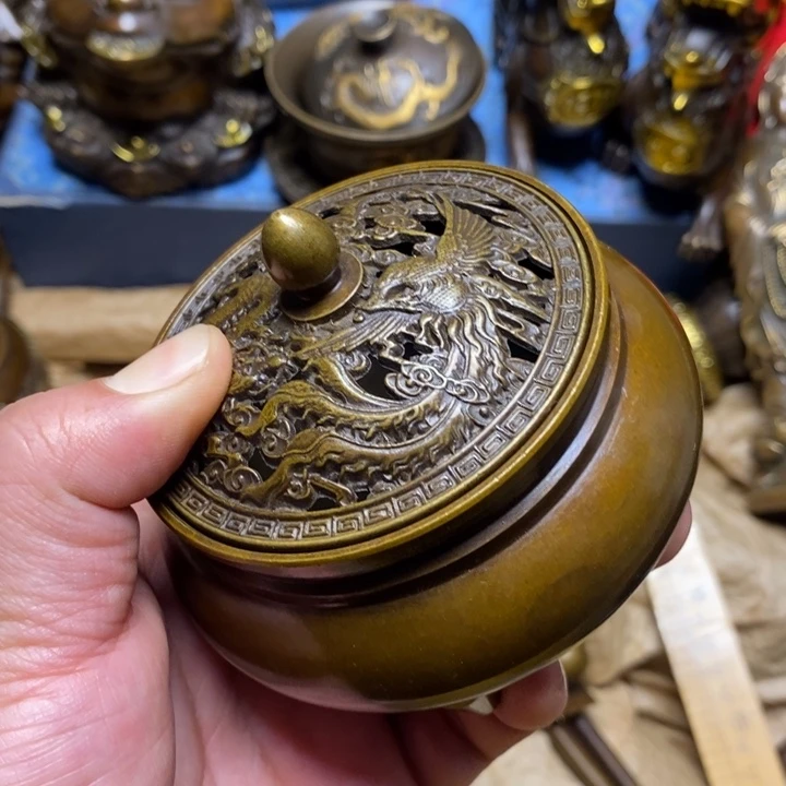 铜器摆件做工精良