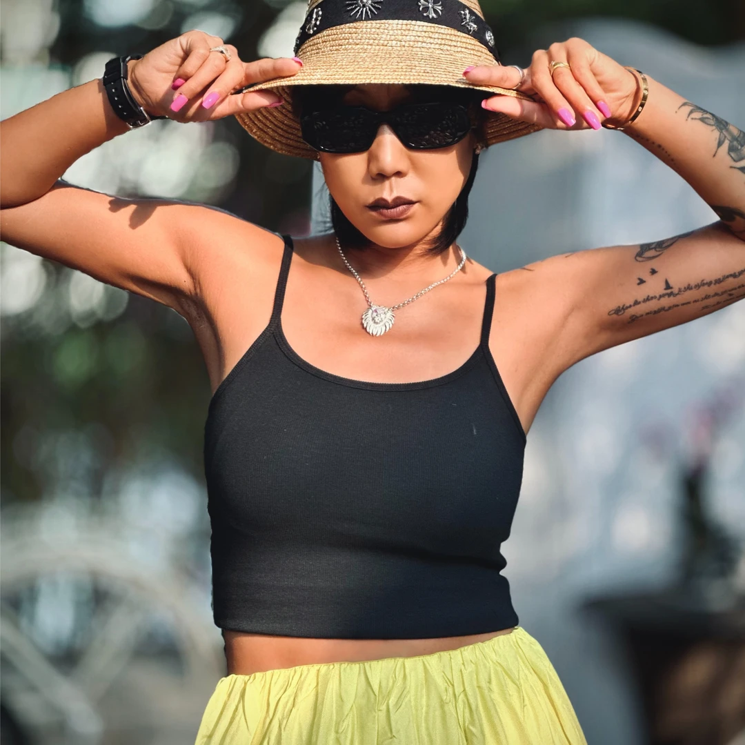 【Black Tiger】4色自带罩杯垫简约吊带