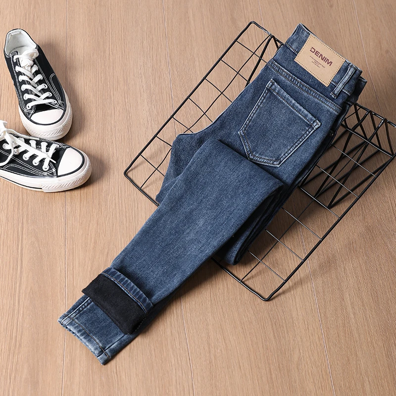 艾格紧身修身小脚牛仔裤女2024秋冬新款高腰显瘦加绒加厚铅笔裤