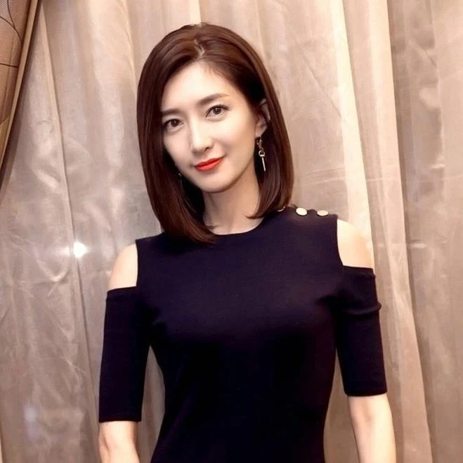 抖音新款假发女短发修脸蓬松抖音偏分lob头内扣中长发全头套